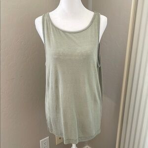 Madewell ladies sage green tank style top